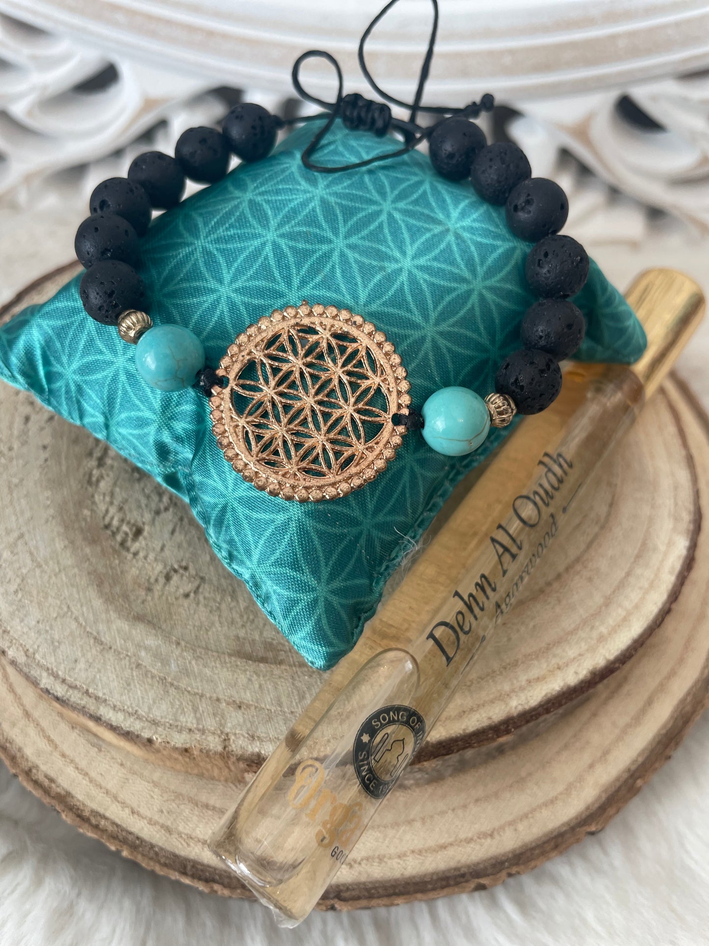 Agarwood Dehn Al Oudh Bracelet & Fragrance Spray