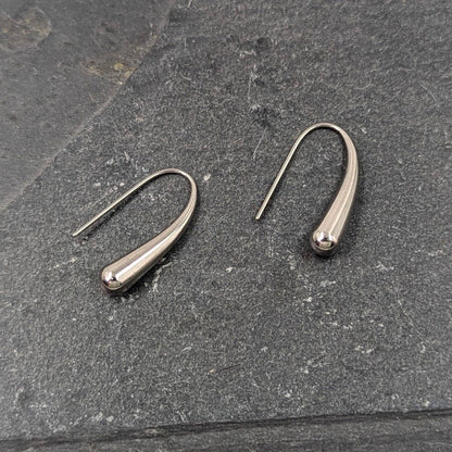 Contemporary organic bar stainless steel earring