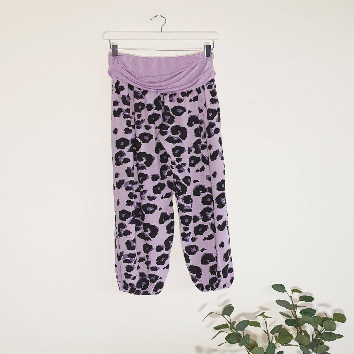 Leopard print hareem style pants