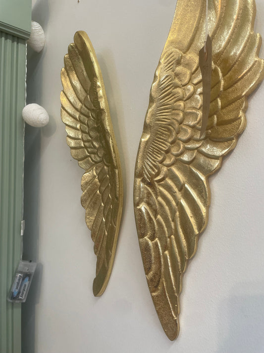 Gold wings