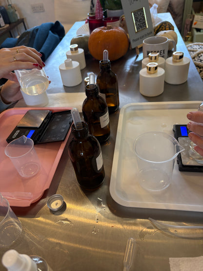 Christmas Candle Making workshop at The Dressing House - TO BOOK: https://www.tickettailor.com/events/thedressinghouse/2484758