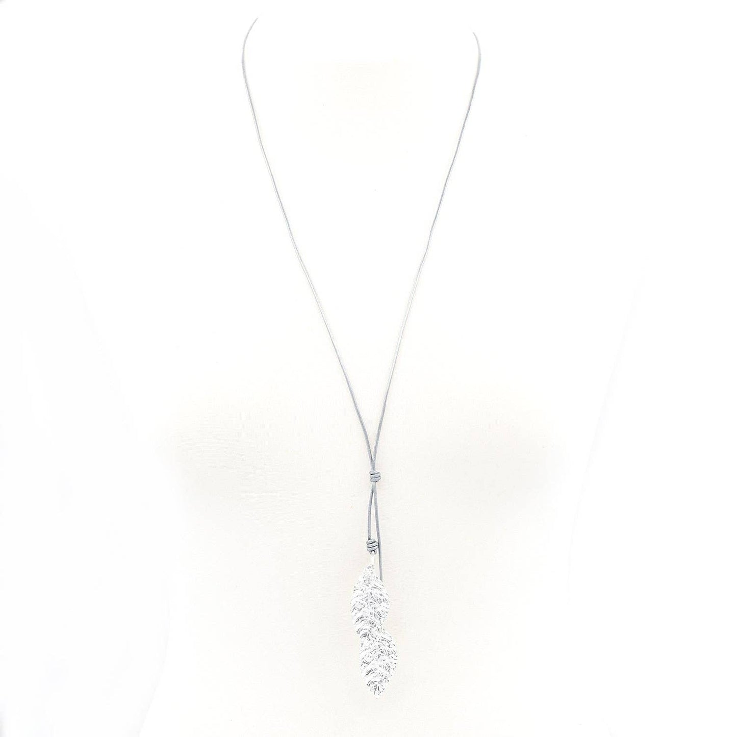 Long lariette-style leaf impression leather necklace