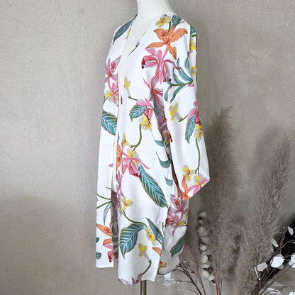 Kaftan with large floral print